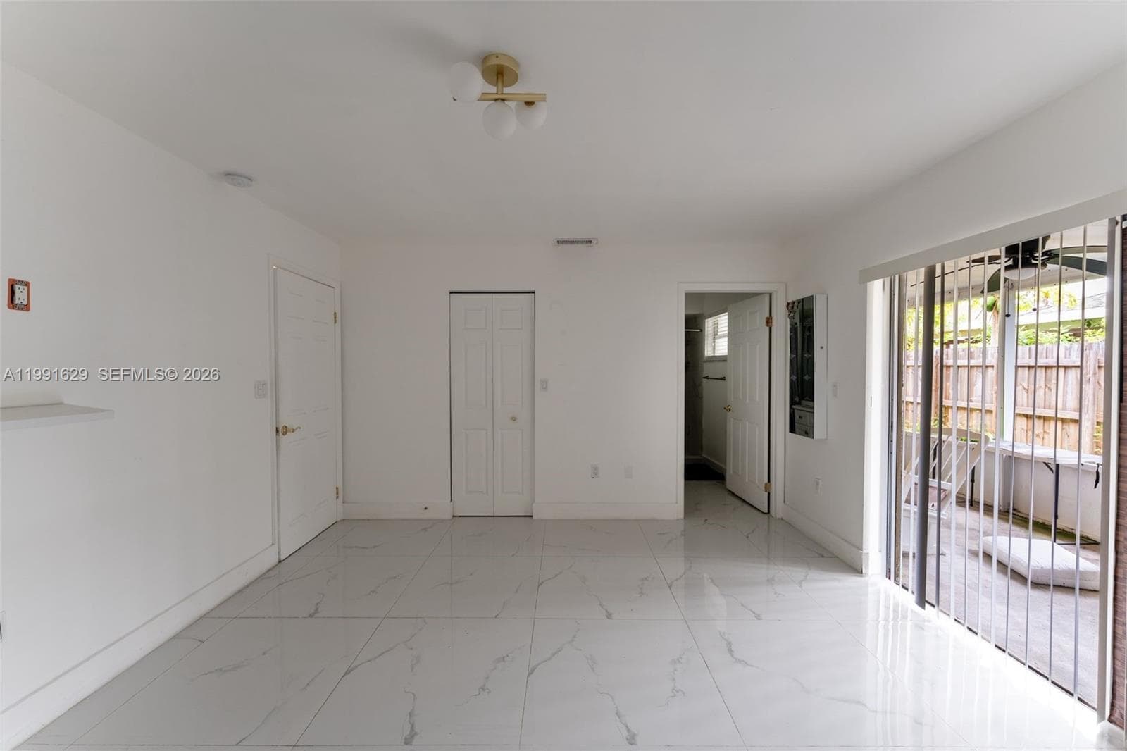 22226 SW 98th Pl, Cutler Bay FL 33190 — 24