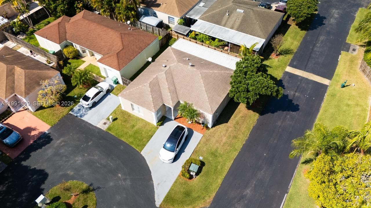 22226 SW 98th Pl, Cutler Bay FL 33190 — 33