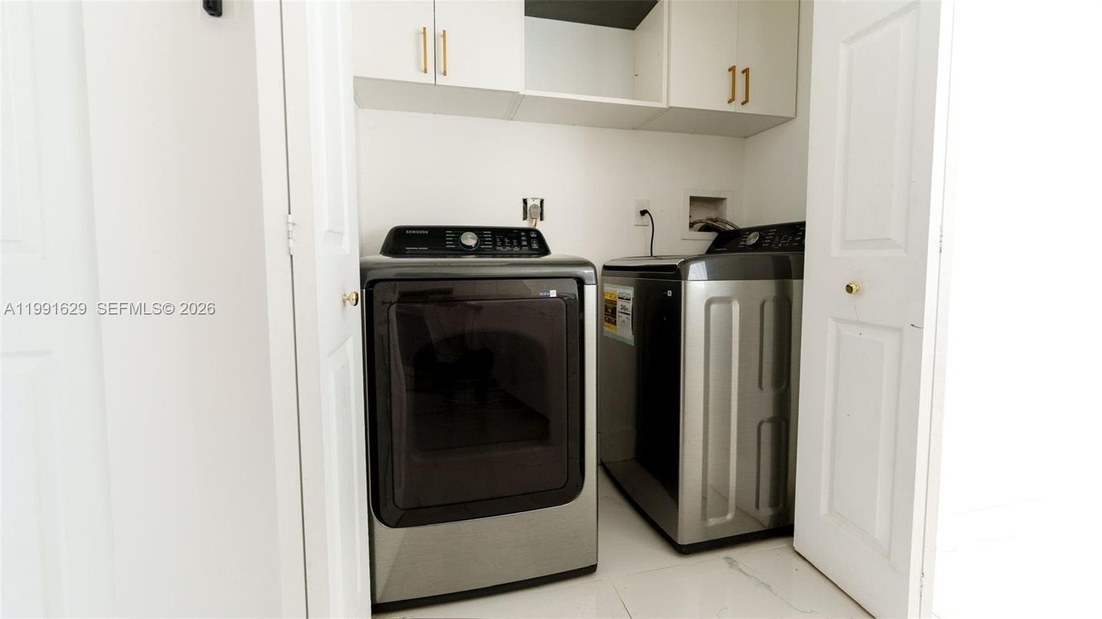 22226 SW 98th Pl, Cutler Bay FL 33190 — 25