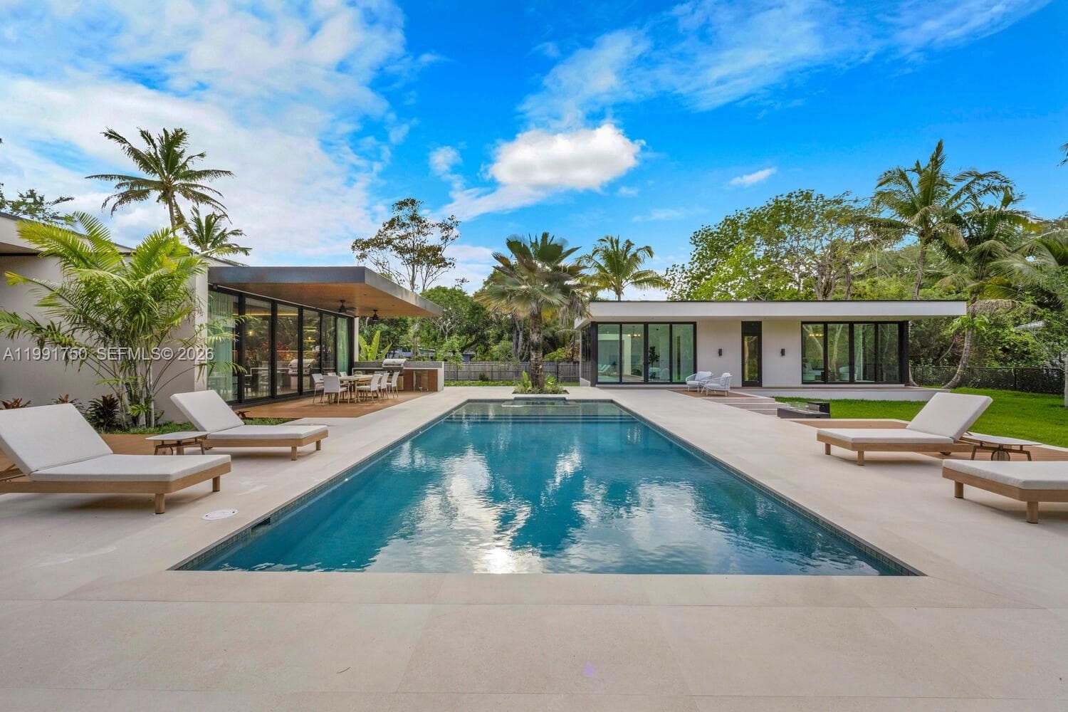 7901 SW 120th St, Pinecrest FL 33156 — 54