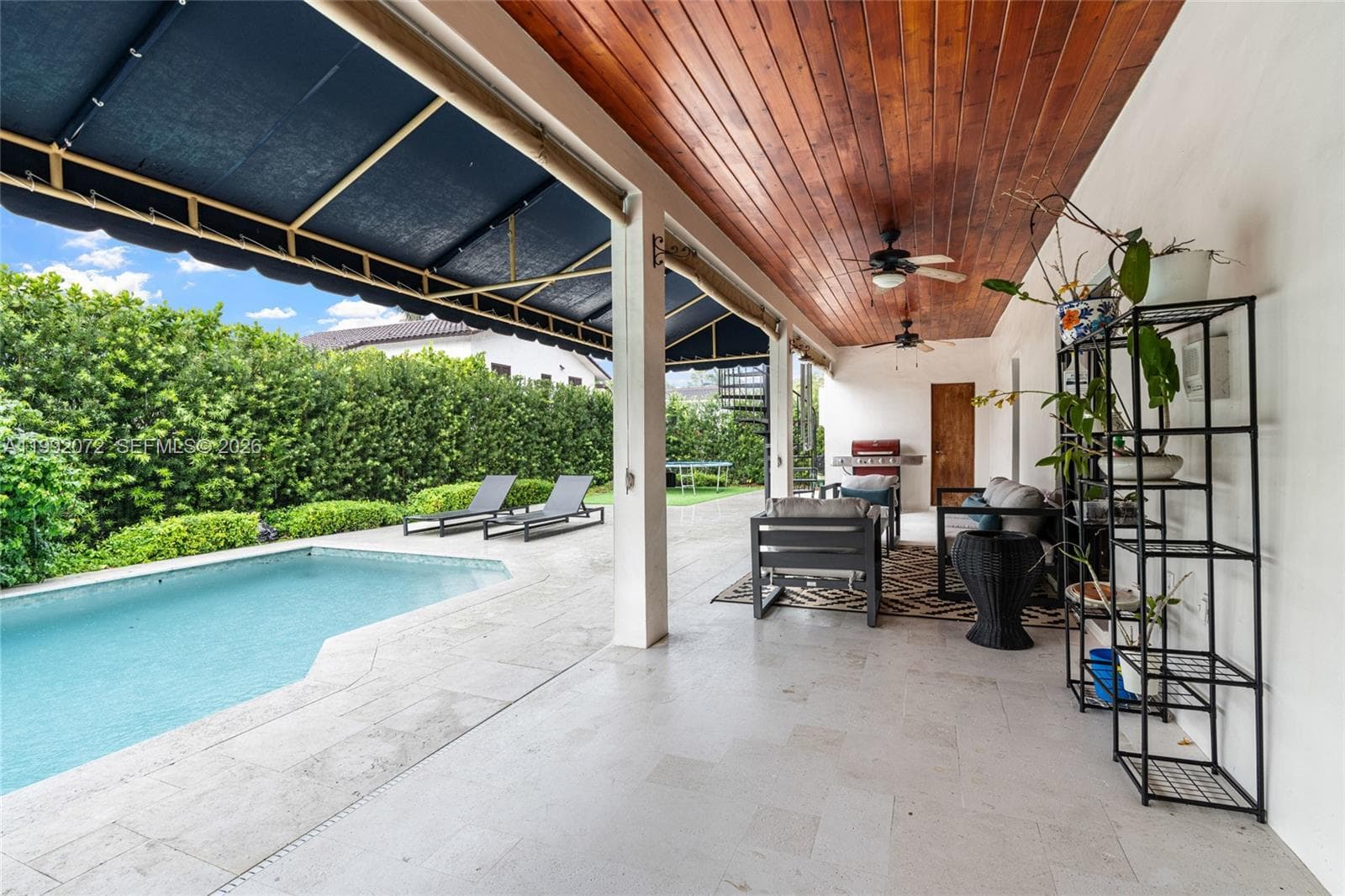 16214 NW 82nd Pl, Miami Lakes FL 33016 — 35