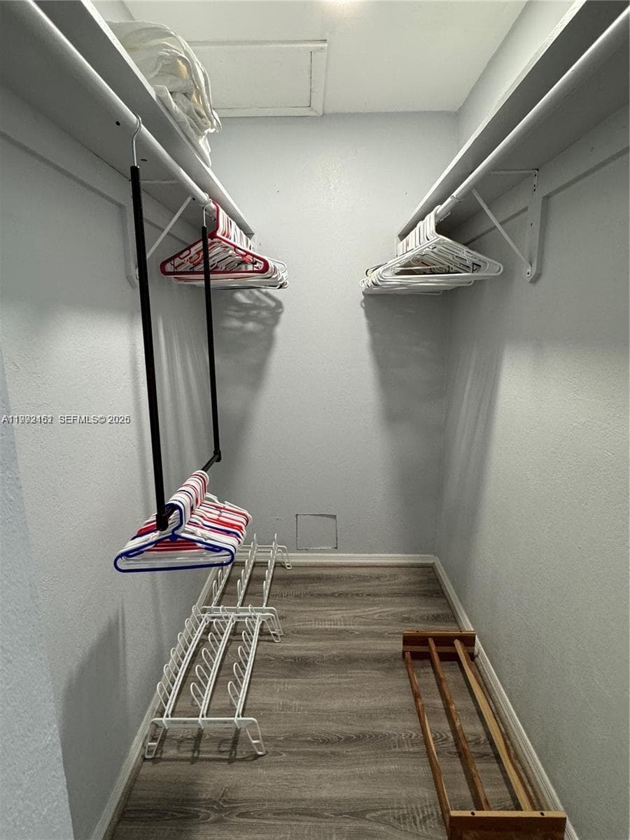 18400 NW 78th Ave, Hialeah FL 33015 — 30