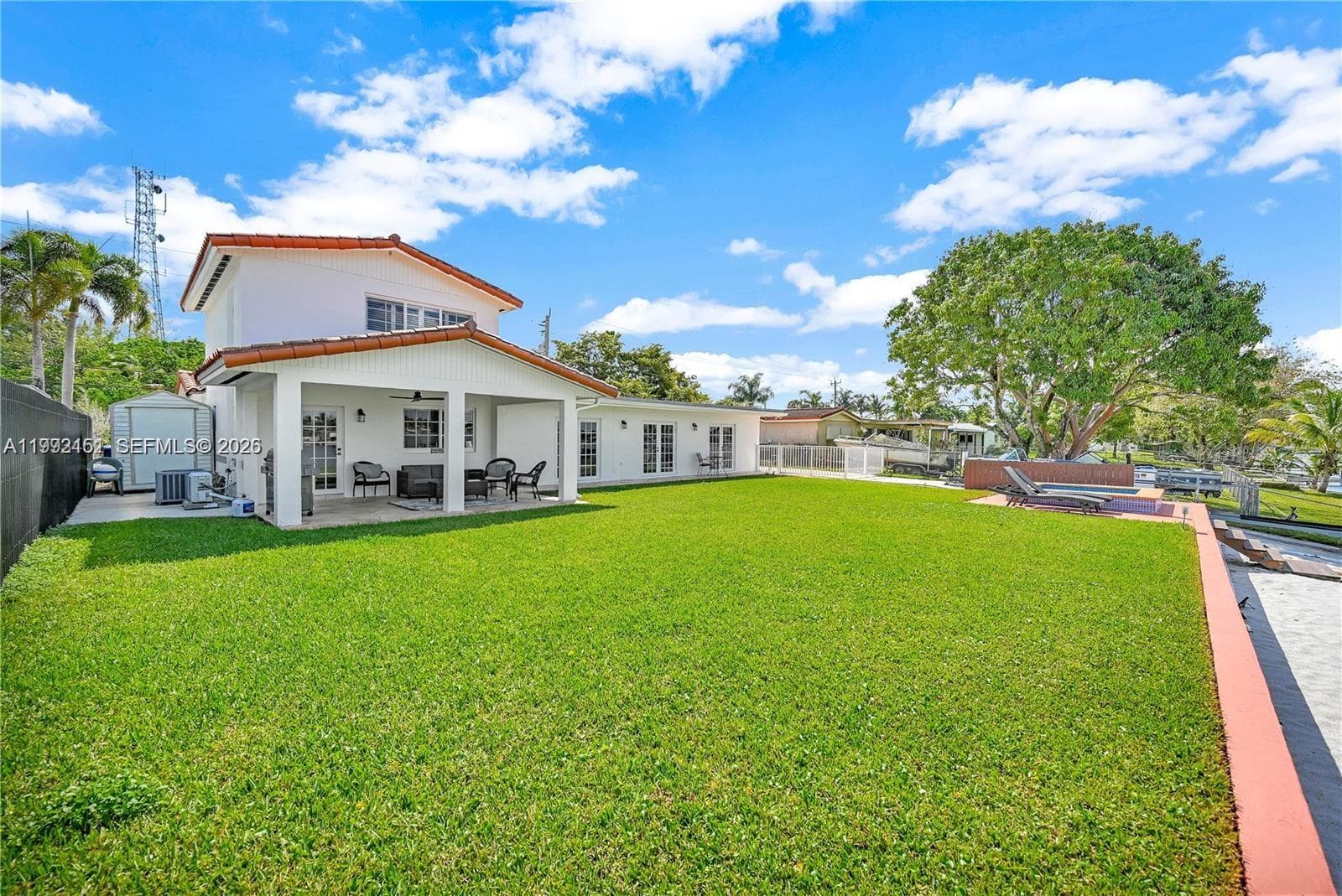 18400 NW 78th Ave, Hialeah FL 33015 — 4