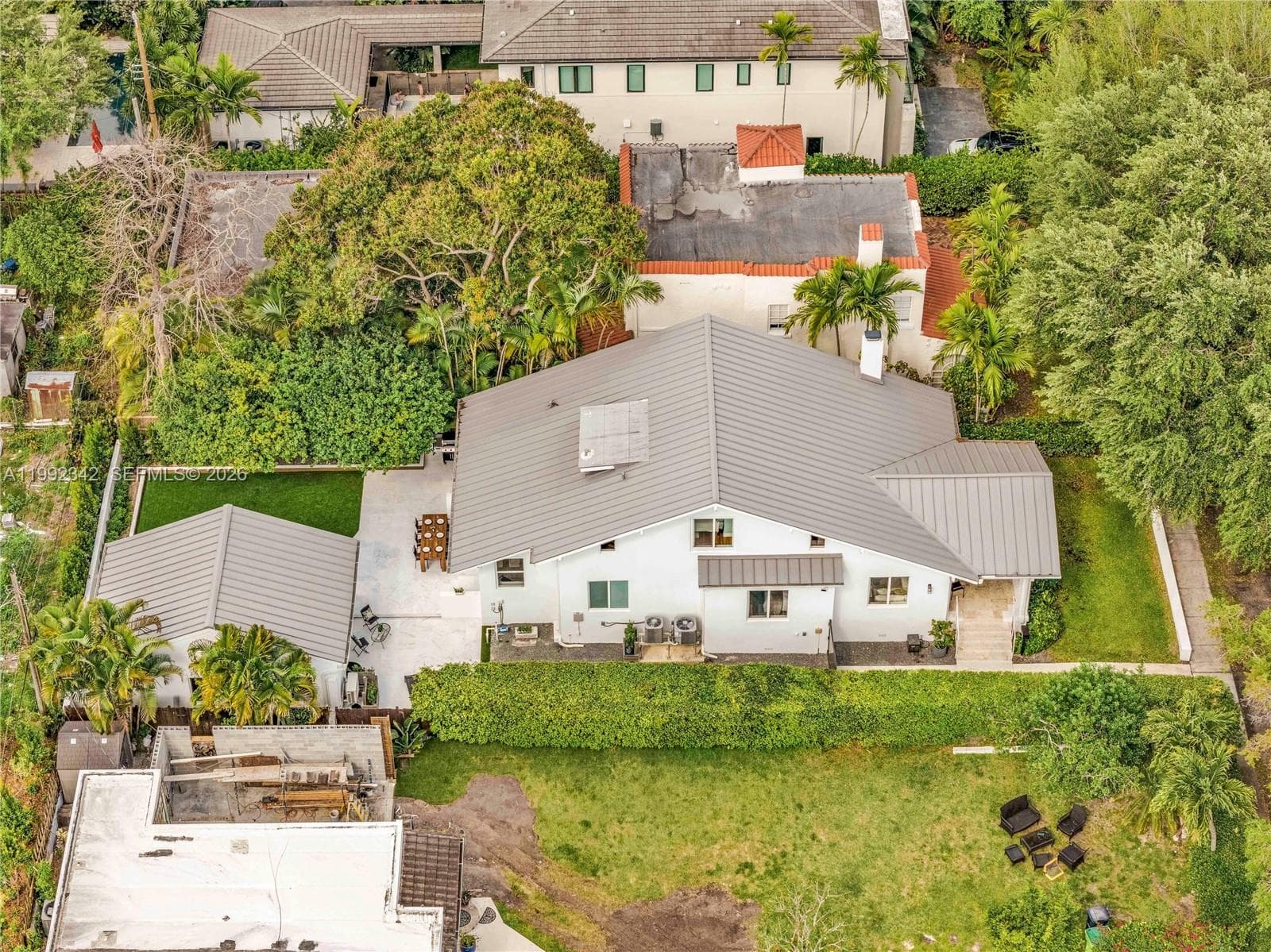 320 NE 88th St, El Portal FL 33138 — 75