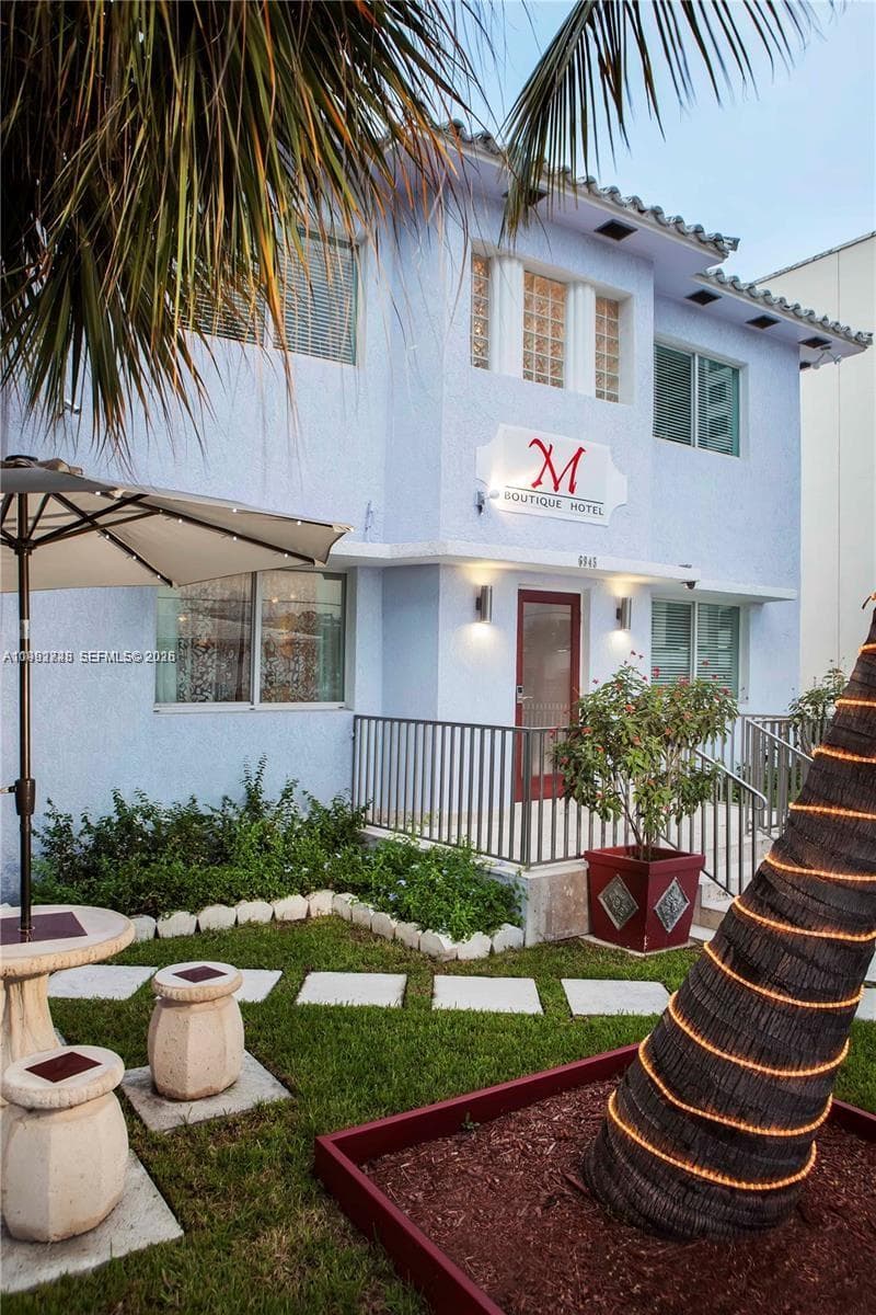 6945 Abbott Ave, Miami Beach FL 33141 — 5