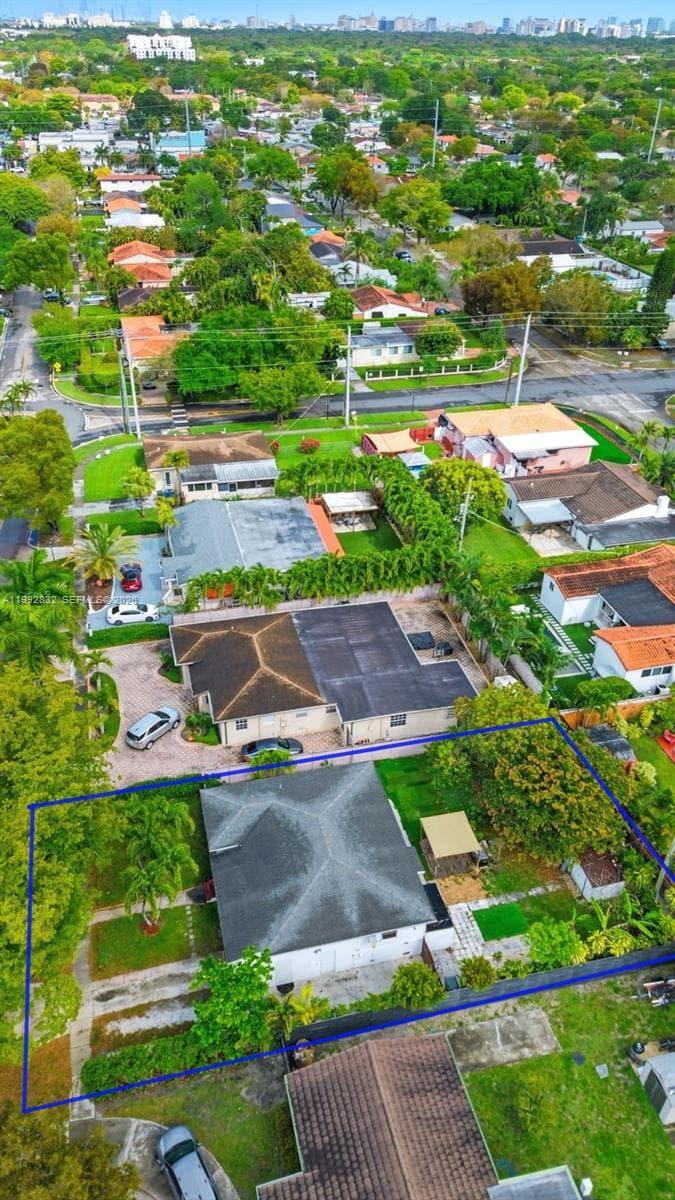 6336 SW 9th St, West Miami FL 33144 — 7
