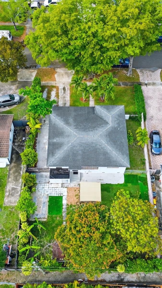 6336 SW 9th St, West Miami FL 33144 — 11