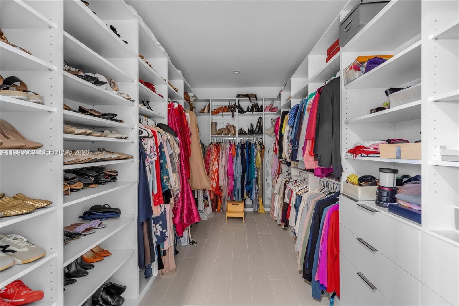 8019 NW 46th Ter, Doral FL 33166 — 17