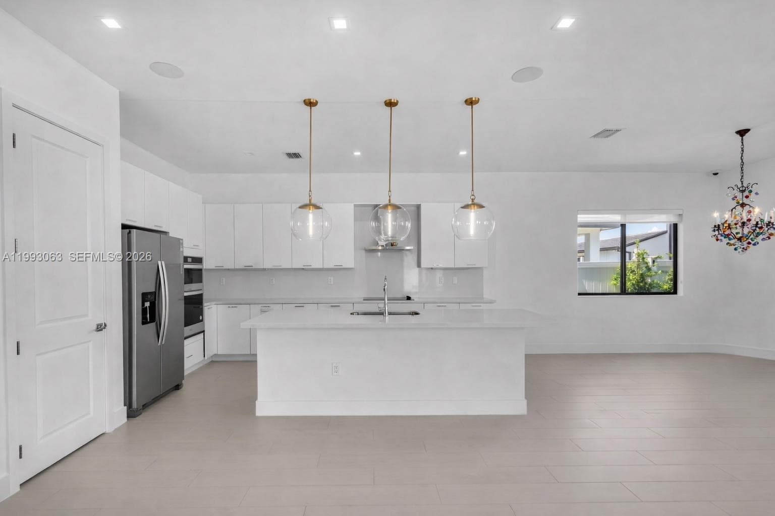 8019 NW 46th Ter, Doral FL 33166 — 3
