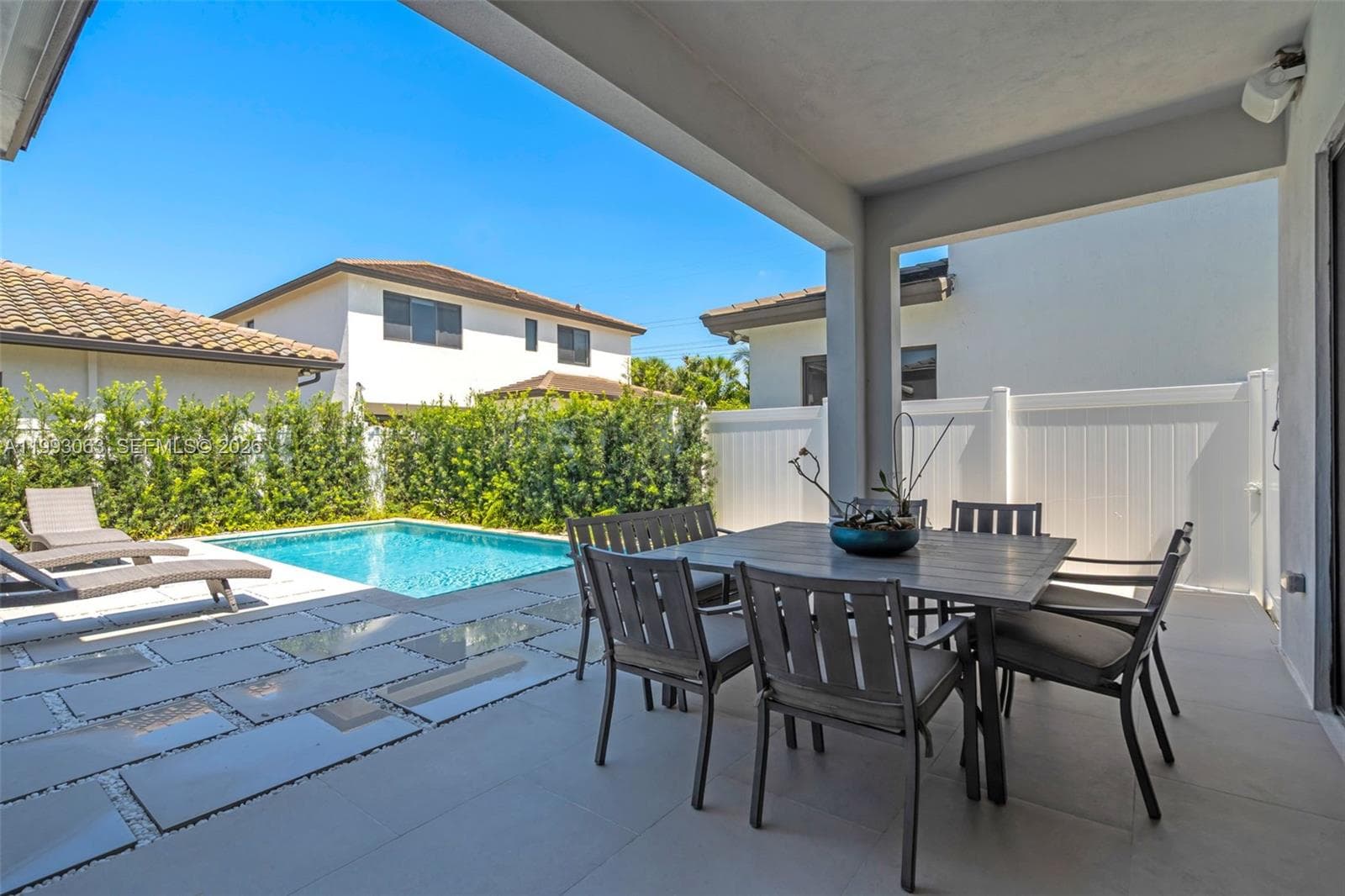 8019 NW 46th Ter, Doral FL 33166 — 30