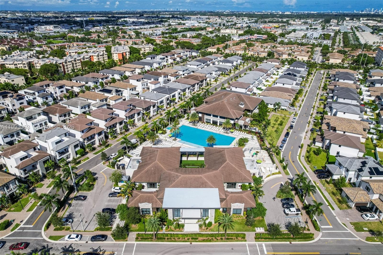 8019 NW 46th Ter, Doral FL 33166 — 40
