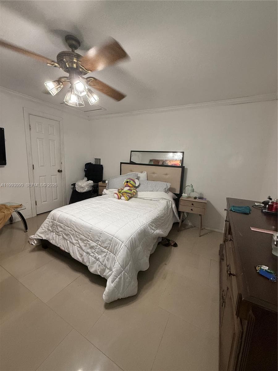 7643 NW South River Dr, Medley FL 33166 — 16