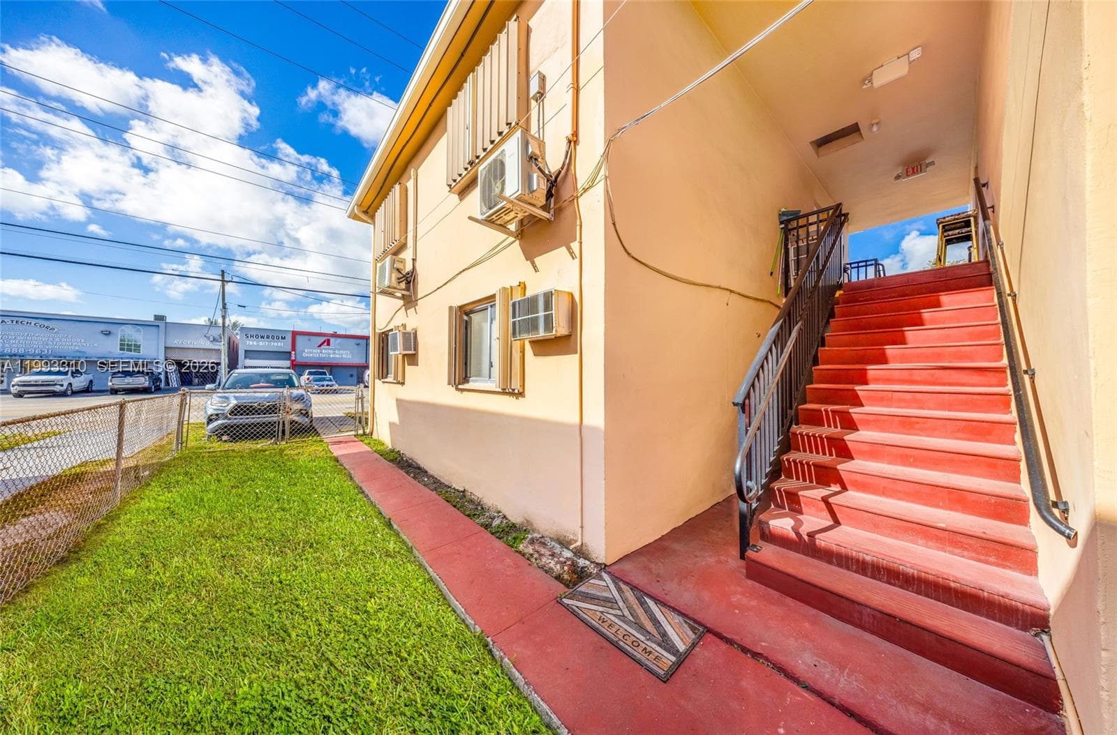 955 W 23rd St, Hialeah FL 33010 — 8
