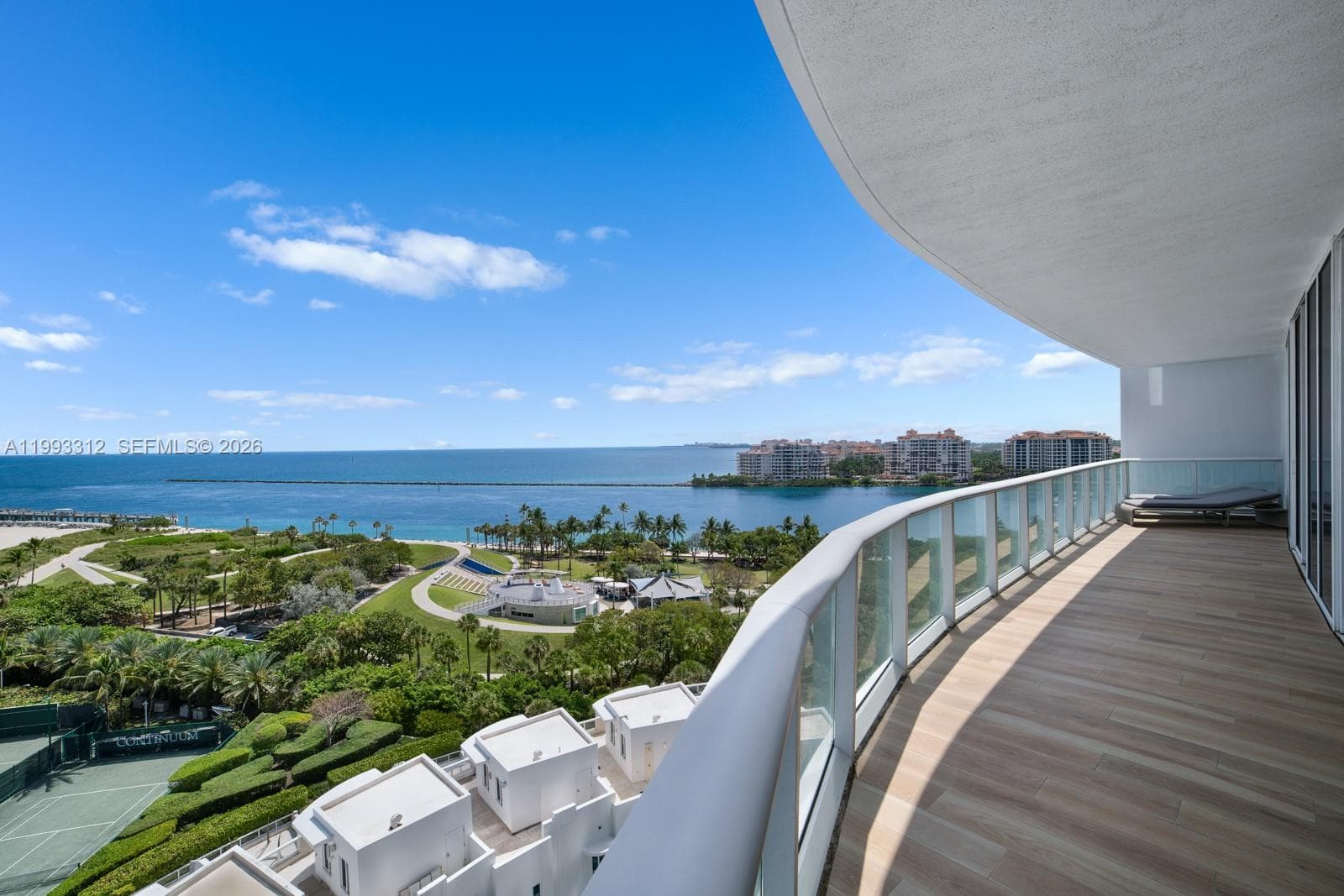 100 S Pointe Dr, Miami Beach FL 33139 — 27