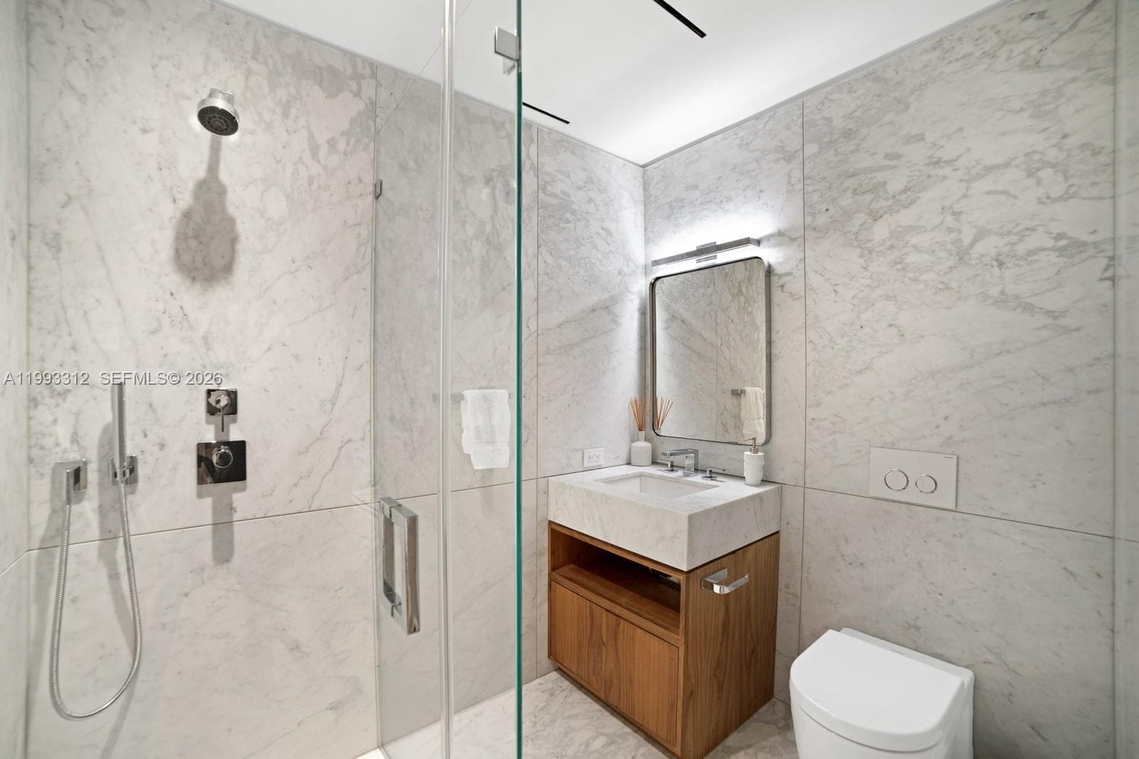 100 S Pointe Dr, Miami Beach FL 33139 — 42