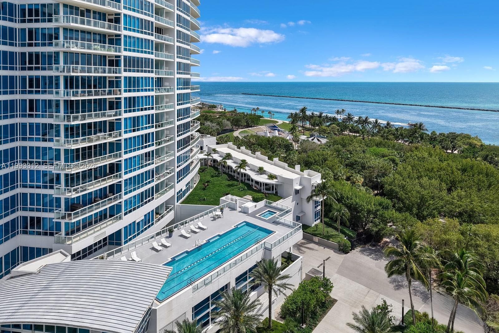 100 S Pointe Dr, Miami Beach FL 33139 — 30