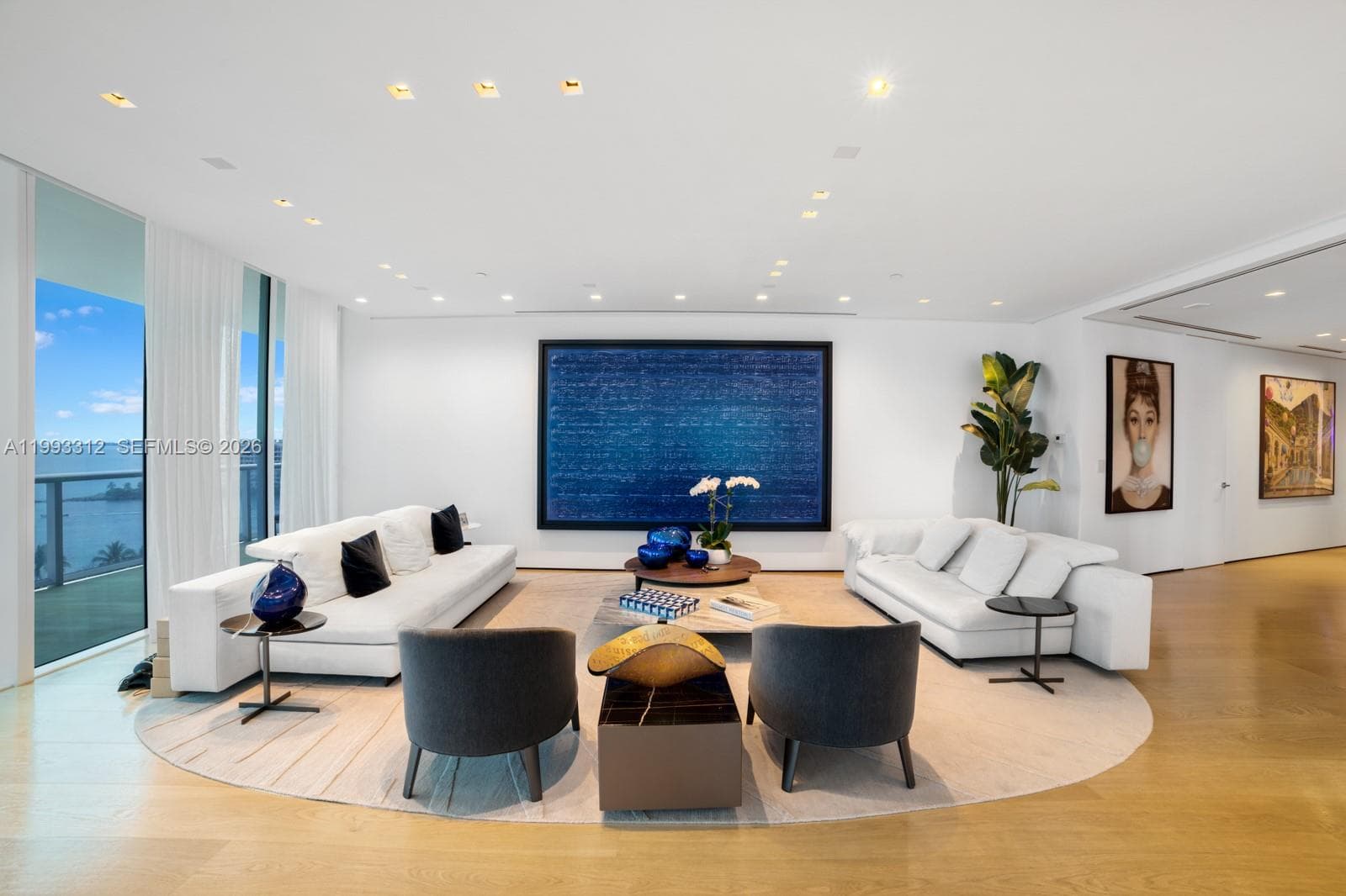 100 S Pointe Dr, Miami Beach FL 33139 — 10