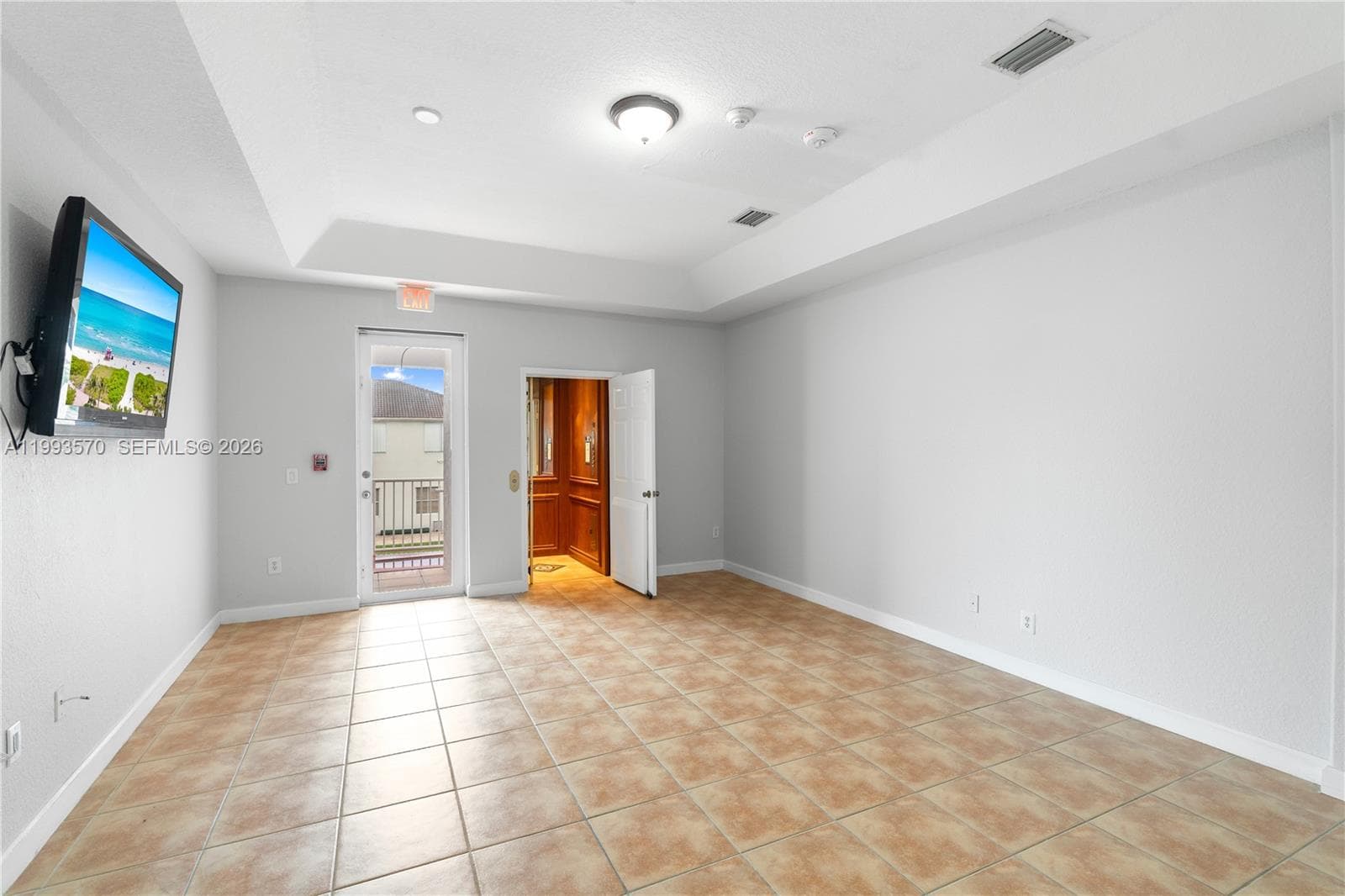 18140 NW 90th Ave, Hialeah FL 33018 — 46