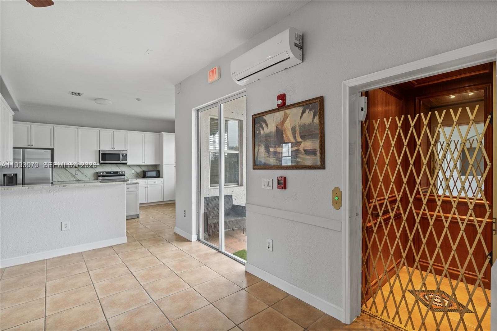 18140 NW 90th Ave, Hialeah FL 33018 — 32