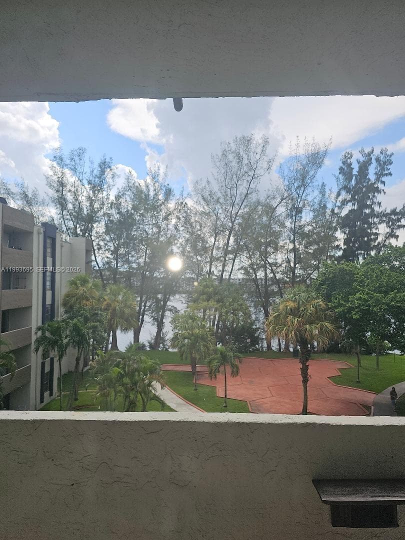 10000 NW 80th Ct # 2415, Hialeah Gardens FL 33016 — 8