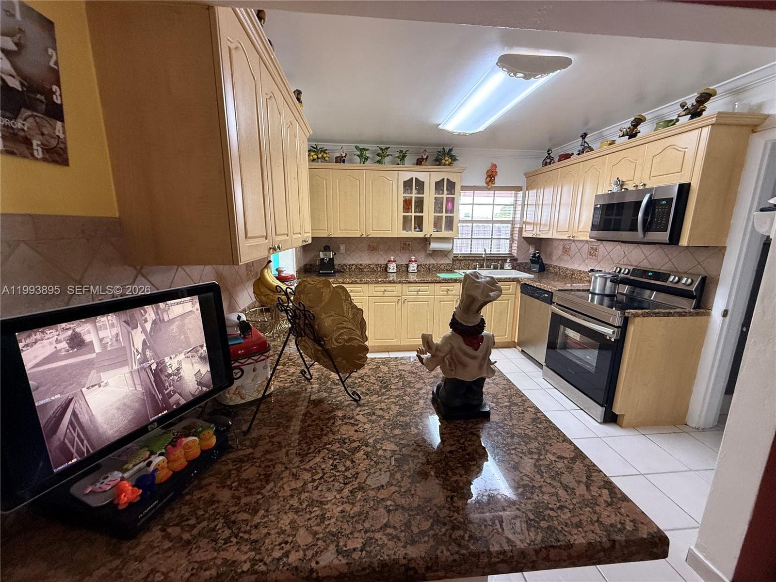 5223 NW 168th Ter, Miami Gardens FL 33055 — 11