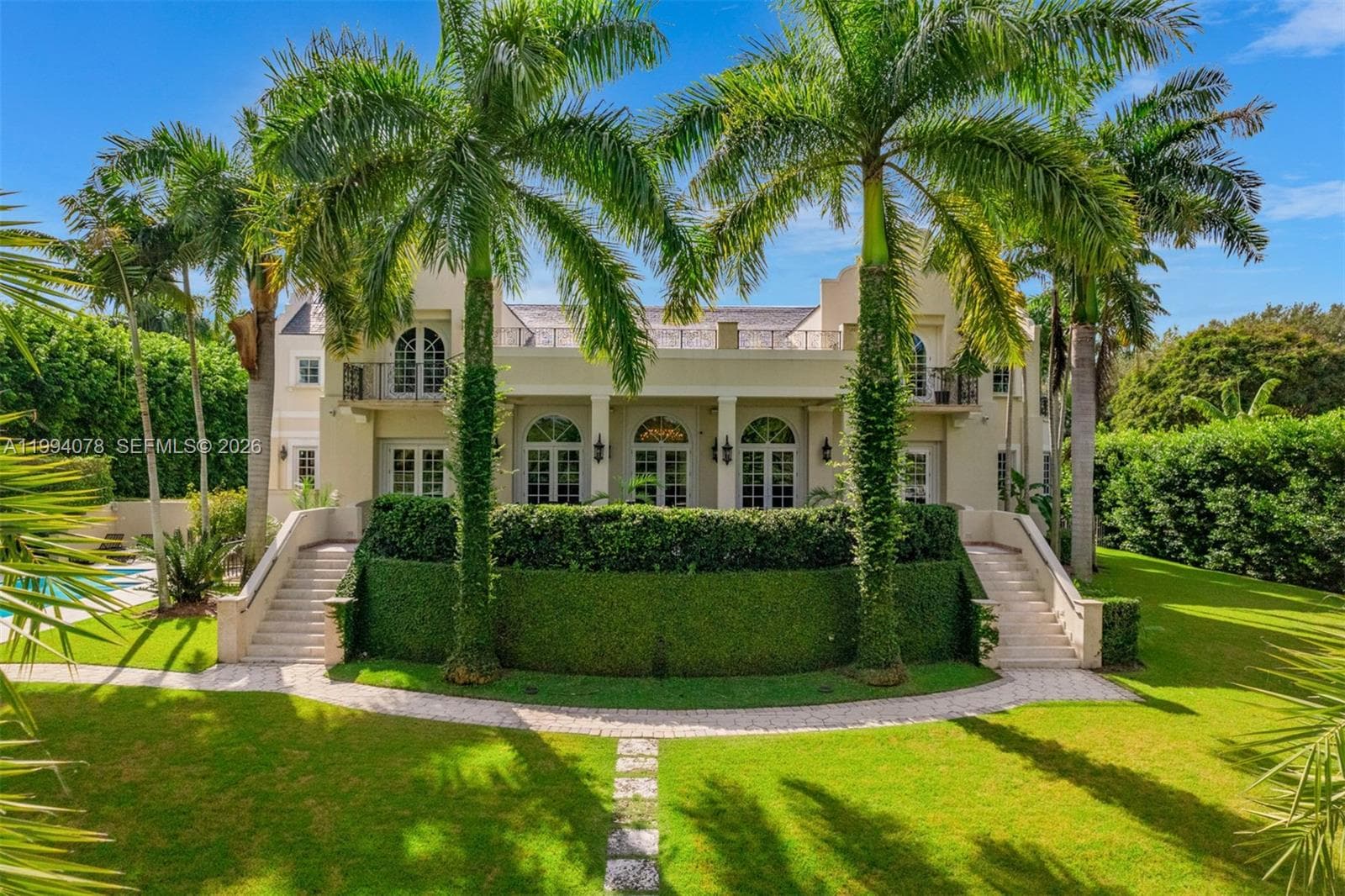 585 Arvida Pkwy, Coral Gables FL 33156 — 2