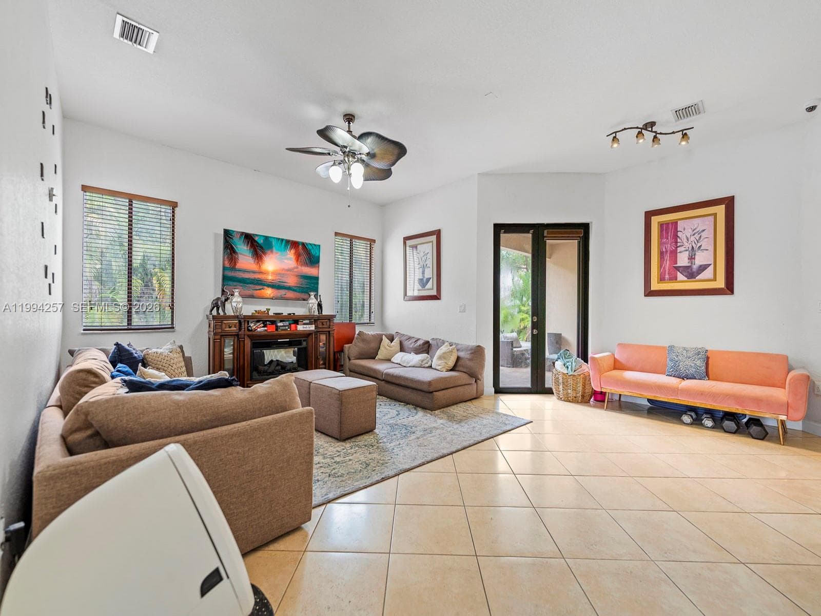 19385 SW 79th Ct, Cutler Bay FL 33157 — 33