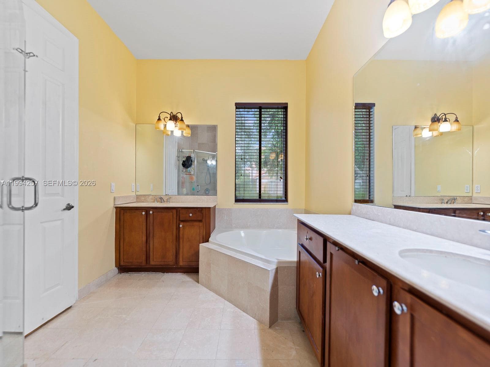 19385 SW 79th Ct, Cutler Bay FL 33157 — 44