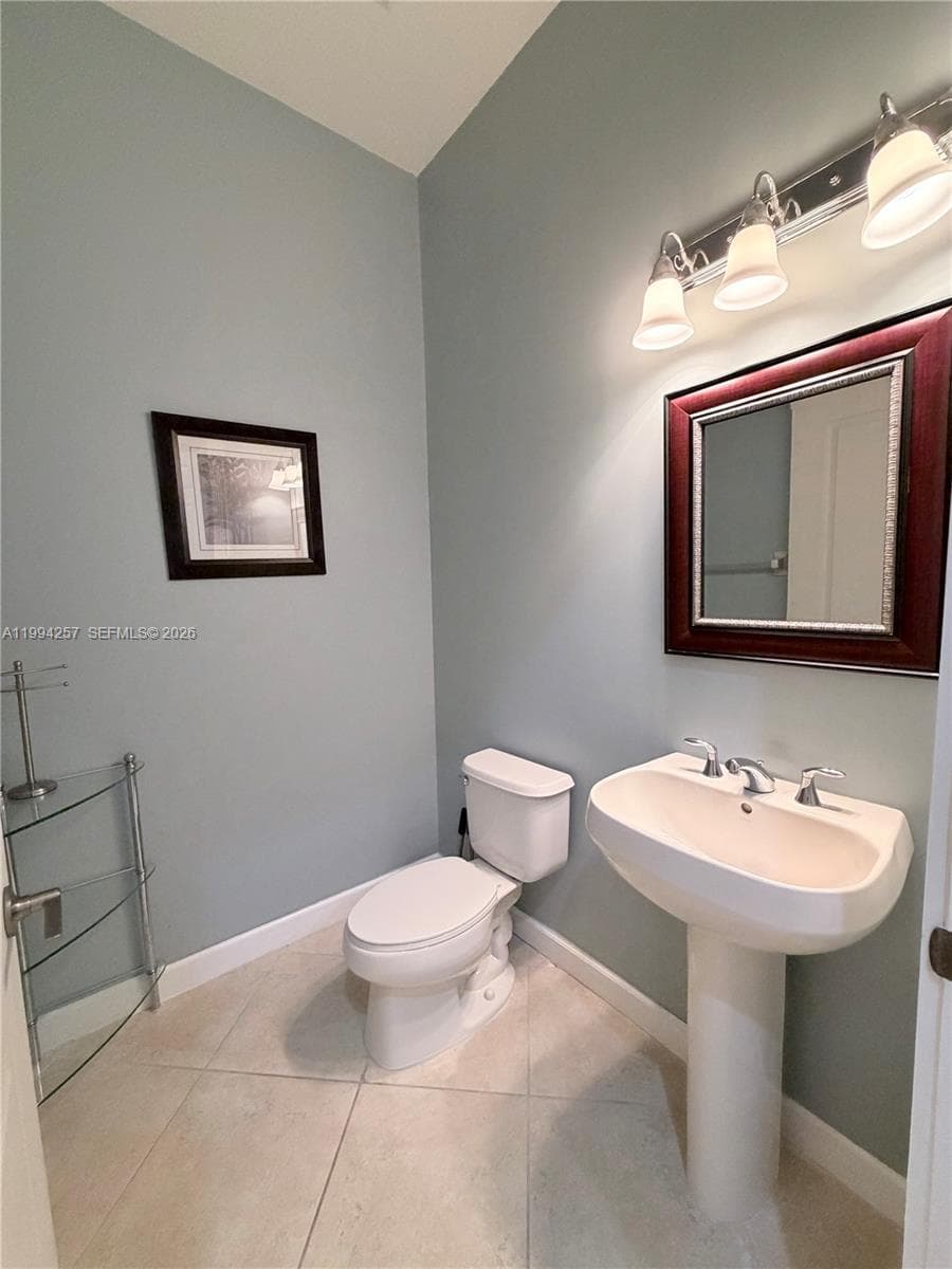19385 SW 79th Ct, Cutler Bay FL 33157 — 31