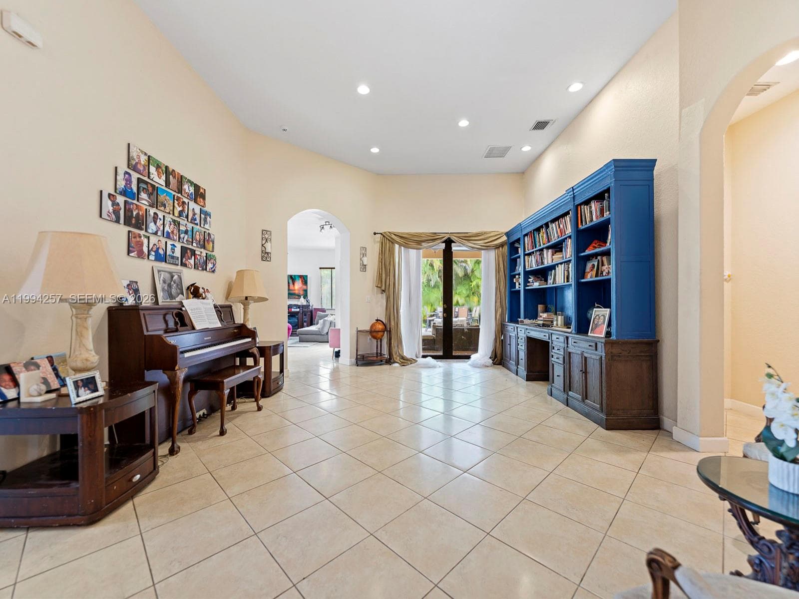 19385 SW 79th Ct, Cutler Bay FL 33157 — 4