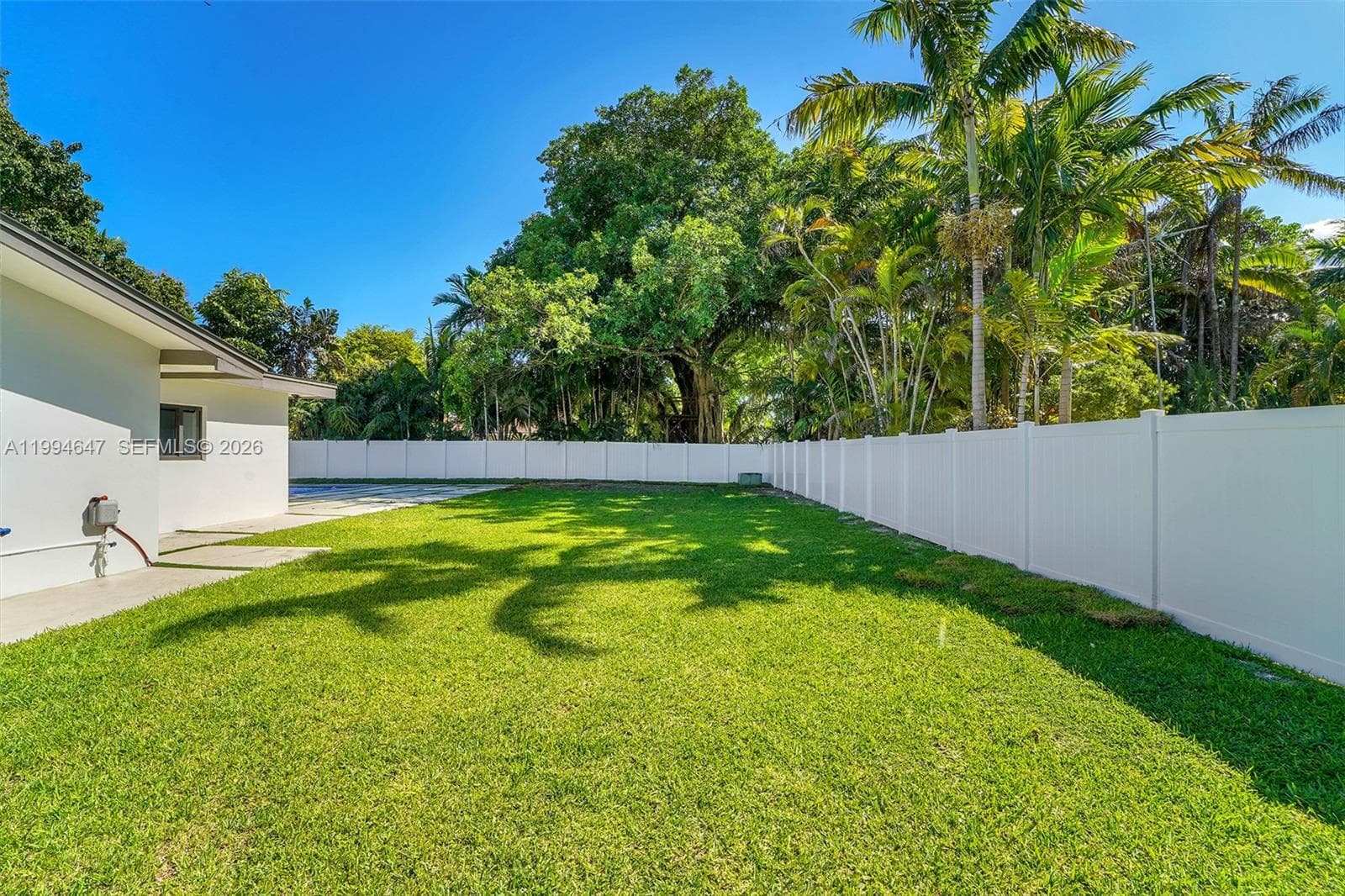 8820 SW 182nd Ter, Palmetto Bay FL 33157 — 21