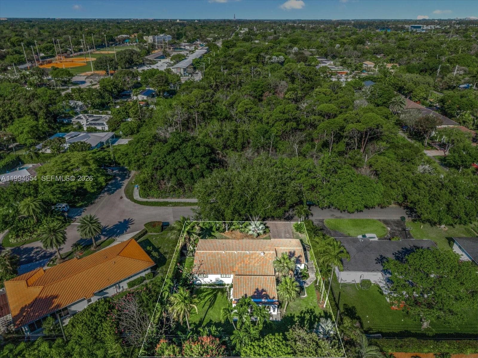 5943 SW 65th Ave, South Miami FL 33143 — 27