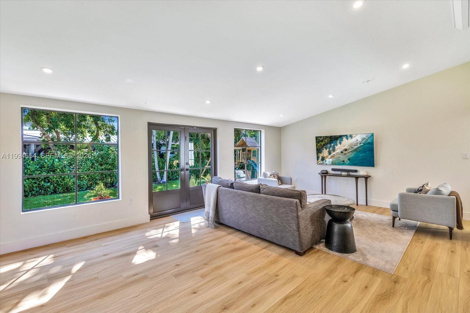 5943 SW 65th Ave, South Miami FL 33143 — 11