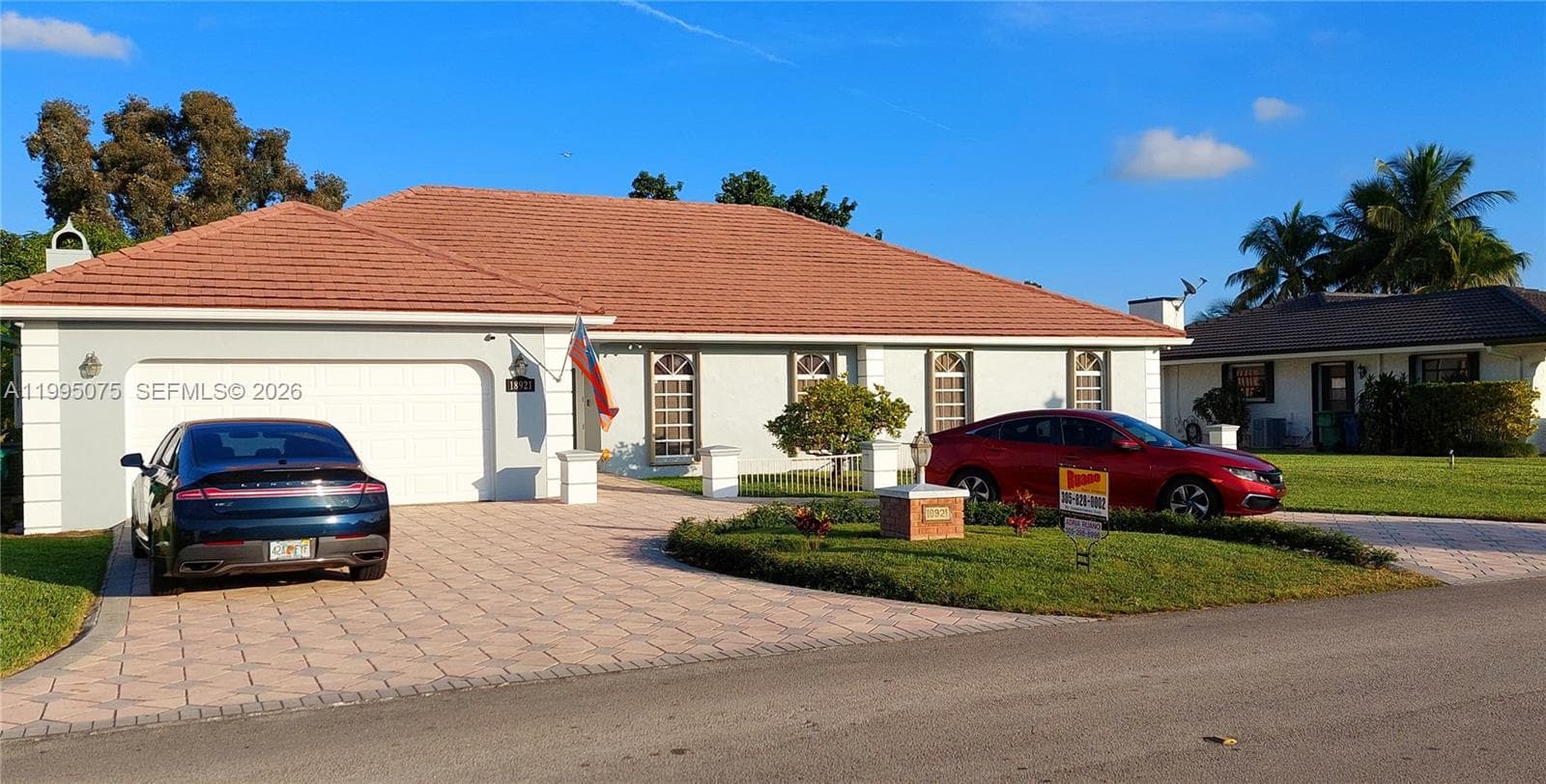 18921 W Oakmont Dr, Hialeah FL 33015 — 1