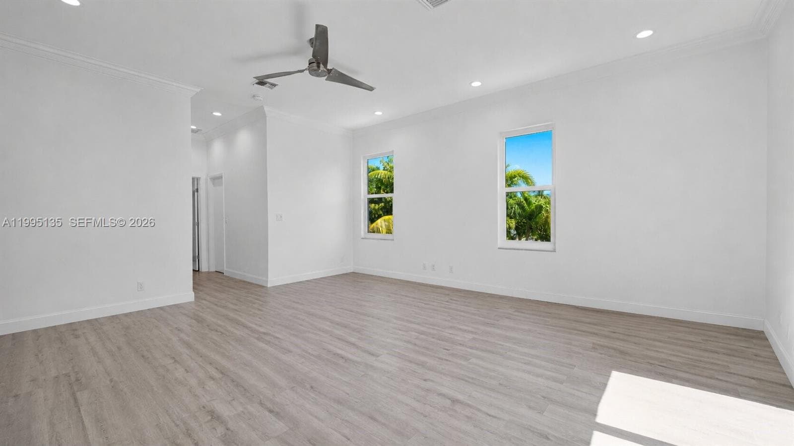 1895 NE 118th Rd, North Miami FL 33181 — 13