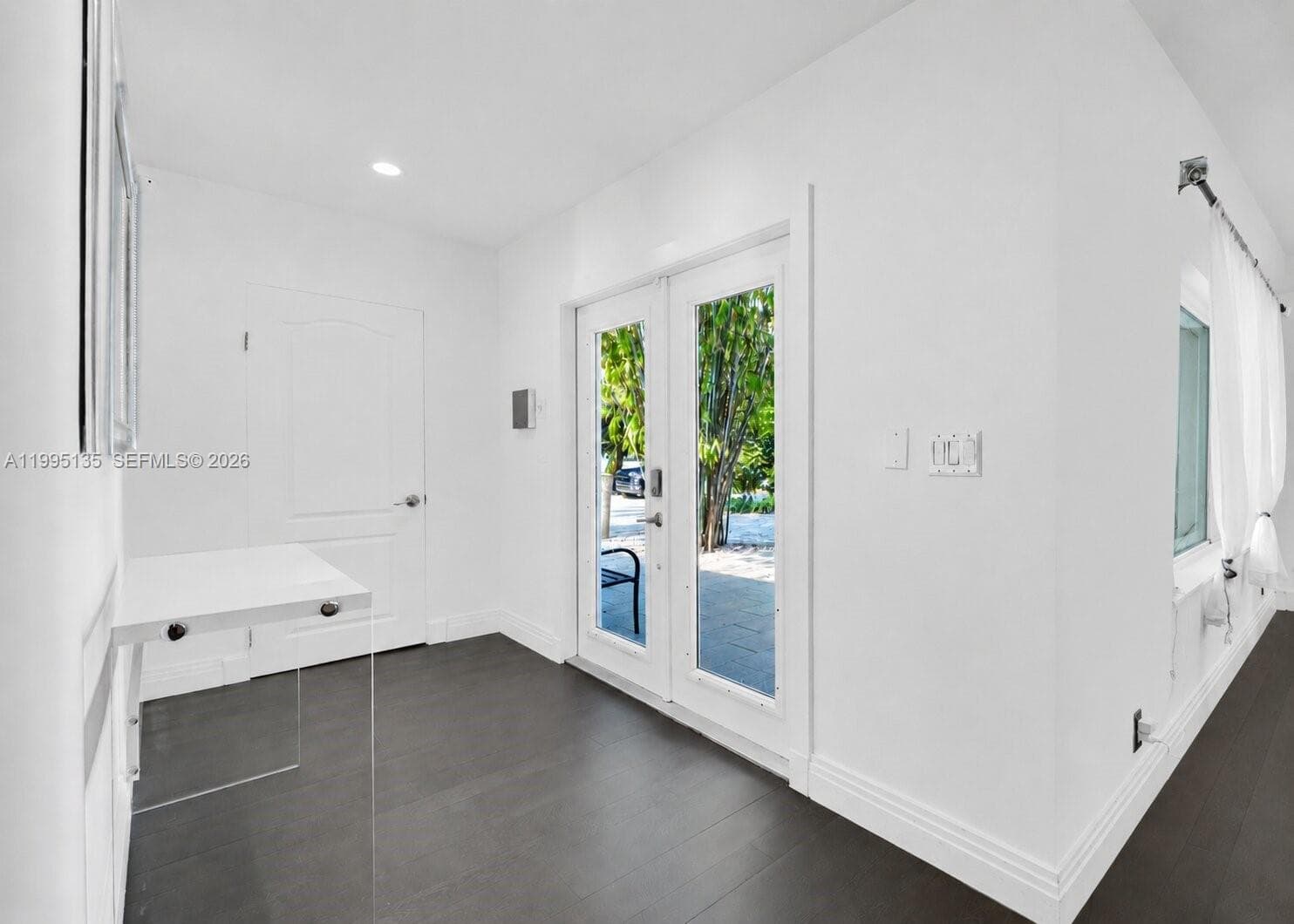 1895 NE 118th Rd, North Miami FL 33181 — 4