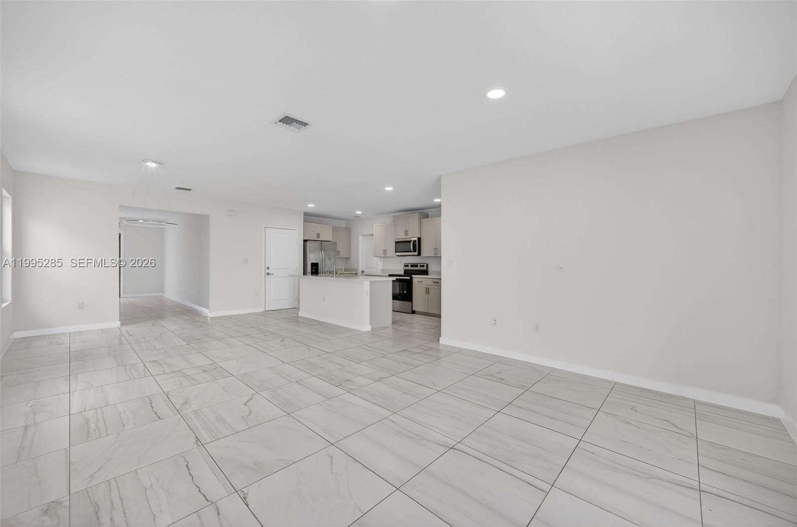 619 NE 5th St, Florida City FL 33034 — 13