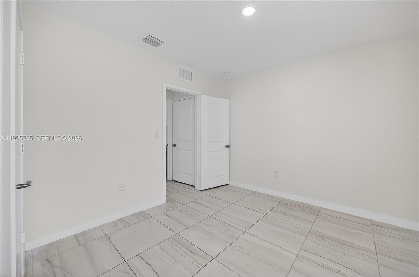 619 NE 5th St, Florida City FL 33034 — 20