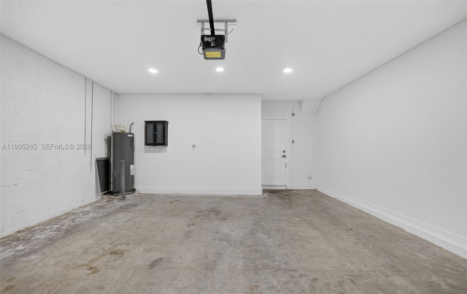 619 NE 5th St, Florida City FL 33034 — 24