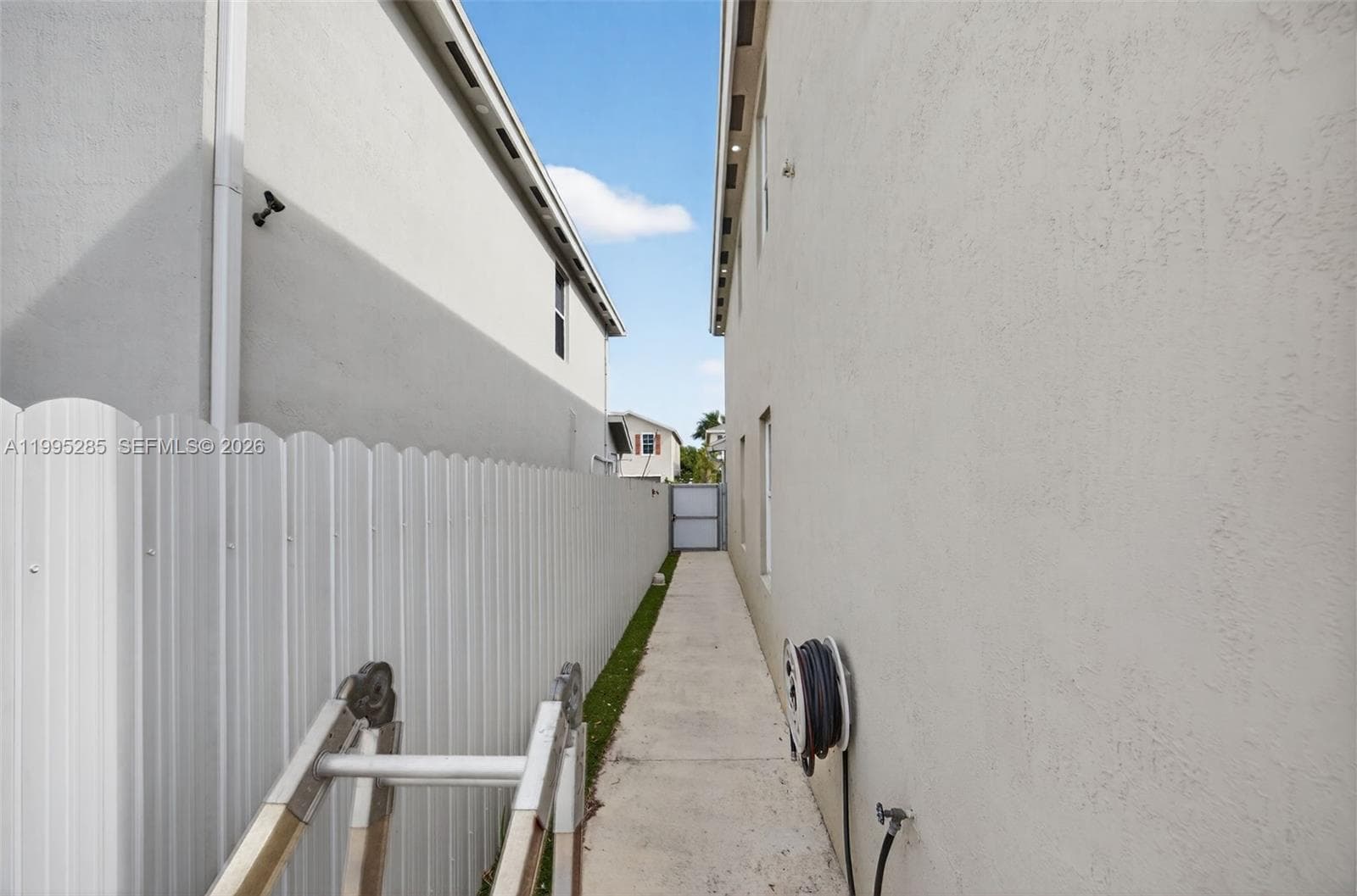 619 NE 5th St, Florida City FL 33034 — 50