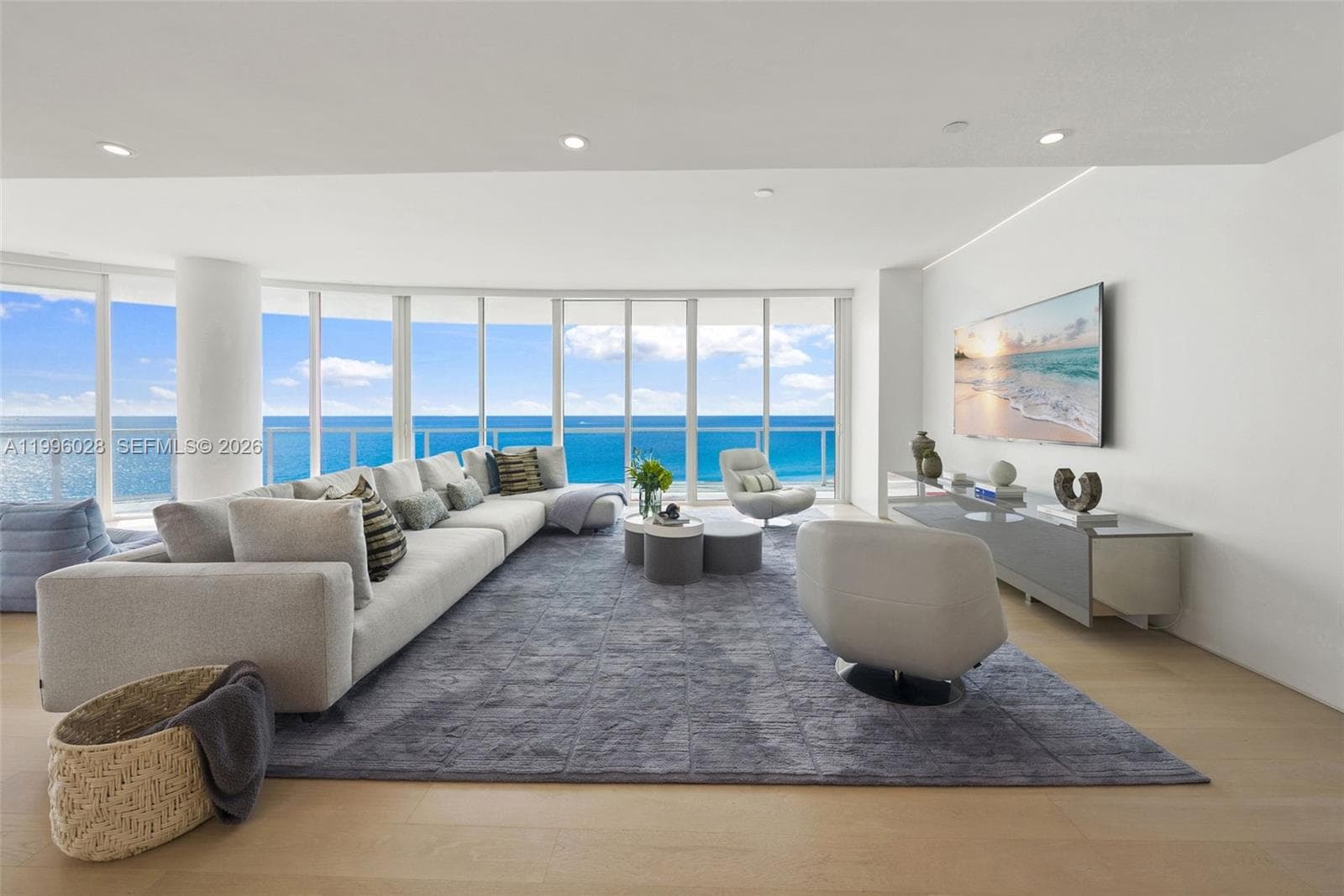 100 S Pointe Dr, Miami Beach FL 33139 — 3