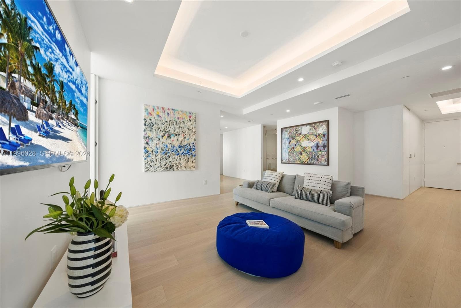 100 S Pointe Dr, Miami Beach FL 33139 — 33