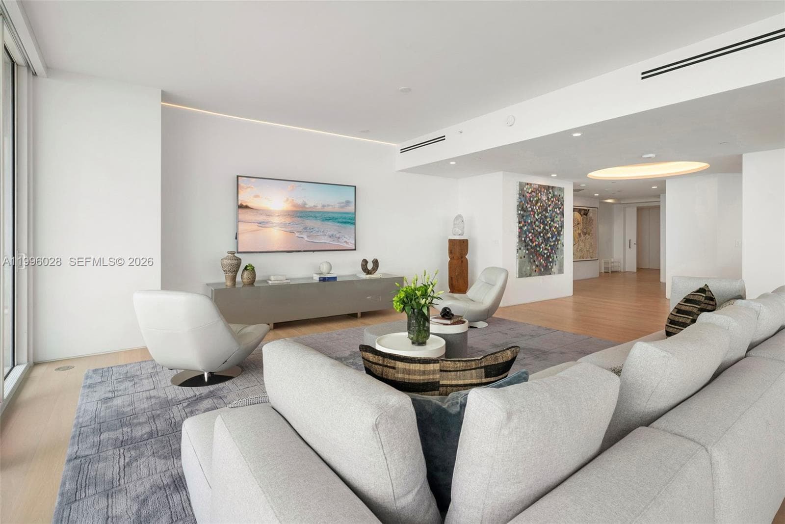 100 S Pointe Dr, Miami Beach FL 33139 — 15