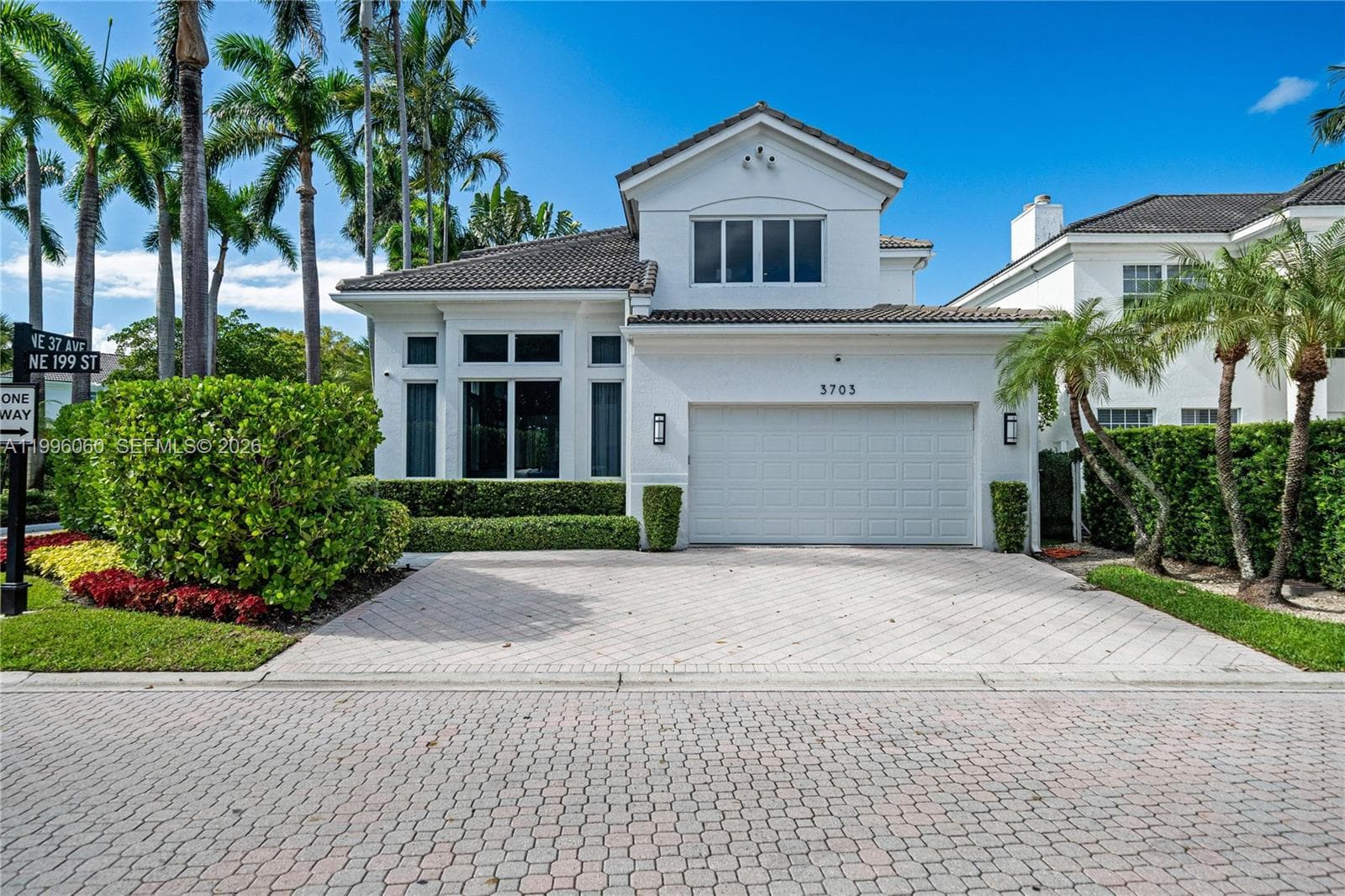 3703 NE 199th St, Aventura FL 33180 — 33