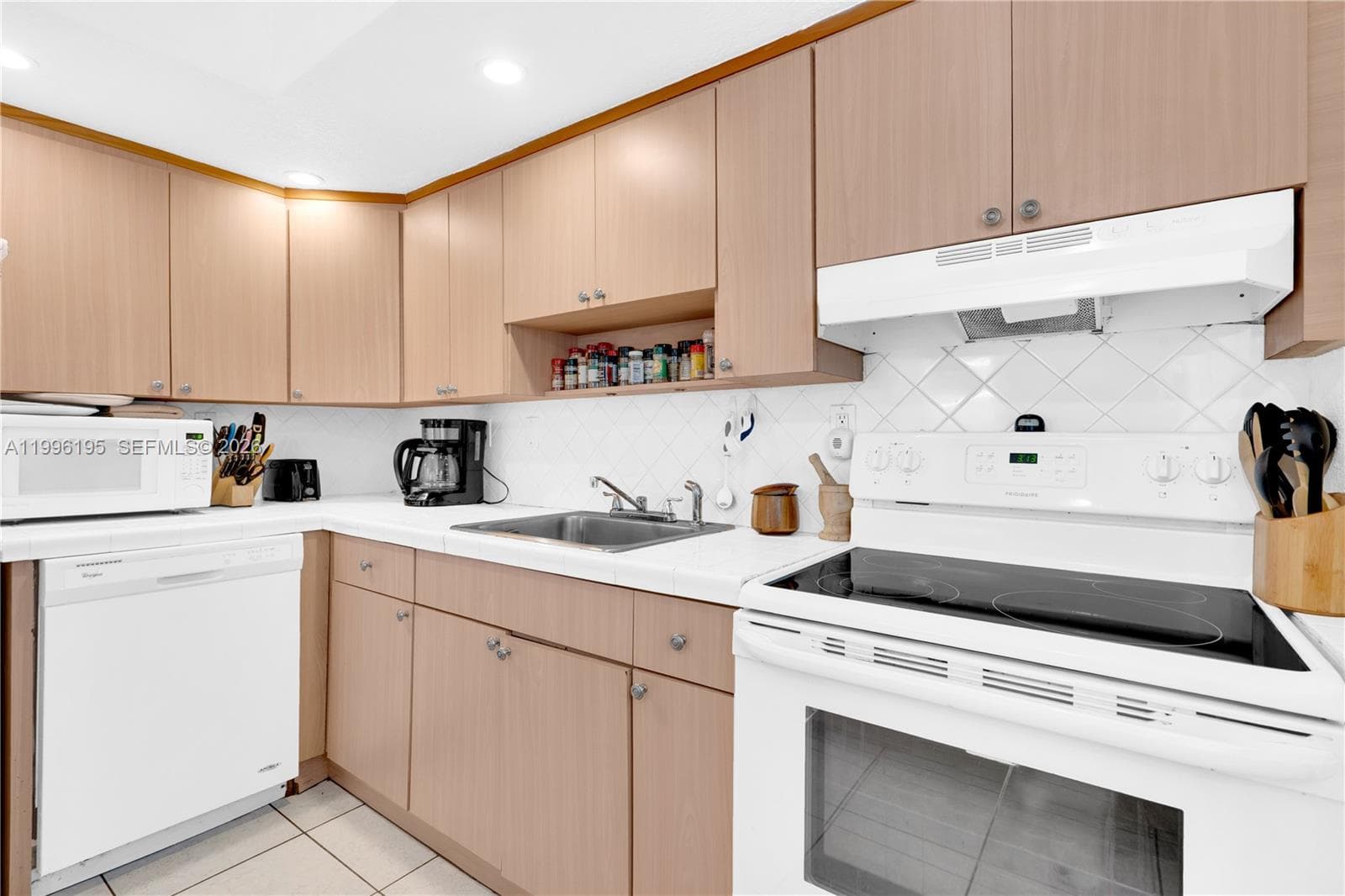 6133 SW 62nd Ter, South Miami FL 33143 — 13