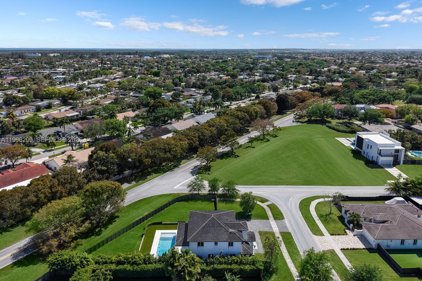 19781 SW 84th Ct, Cutler Bay FL 33189 — 53