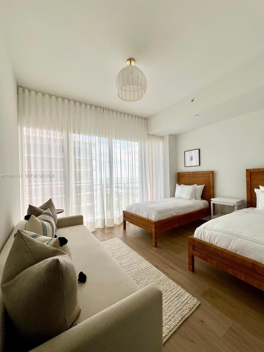 2678 Tigertail Ave # 2006, Coconut Grove FL 33133 — 32
