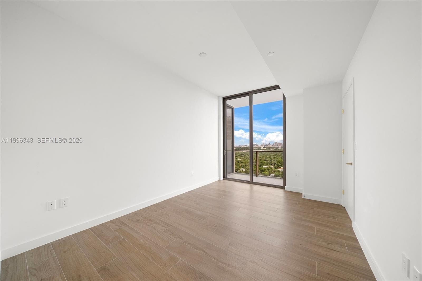 2678 Tigertail Ave # 2006, Coconut Grove FL 33133 — 40