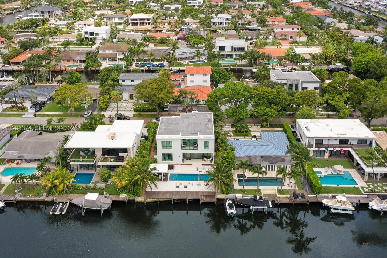 13145 Coronado Ln, North Miami FL 33181 — 54