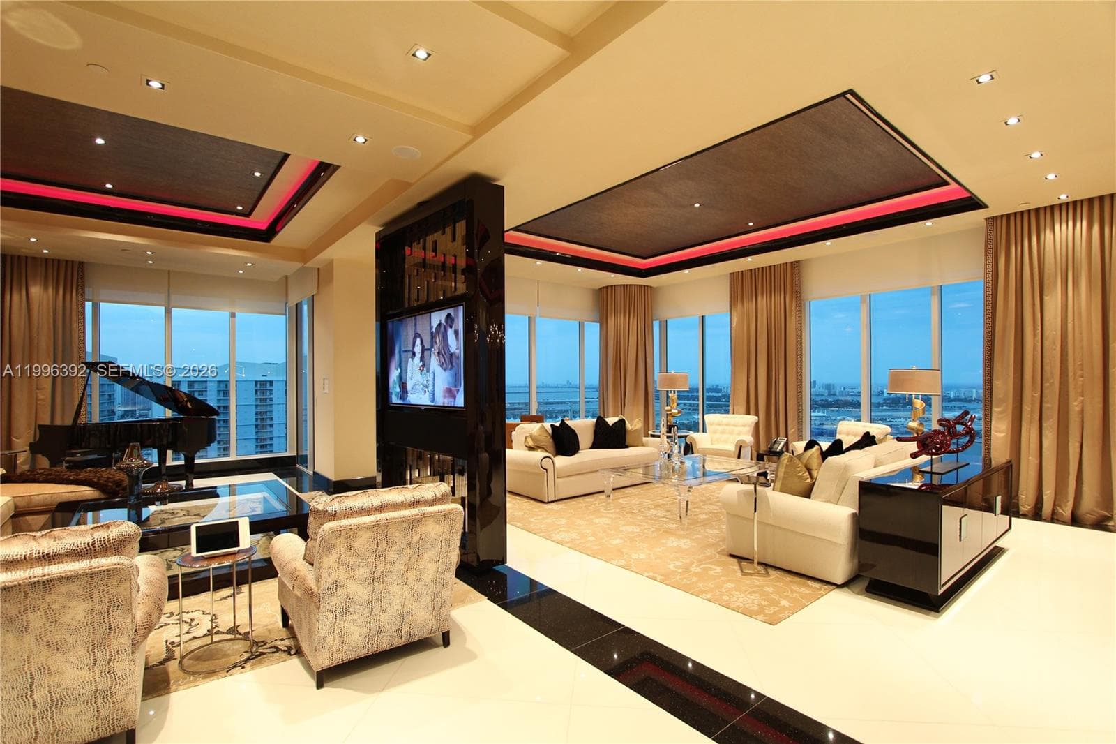 900 Brickell Key Blvd, Miami FL 33131 — 17